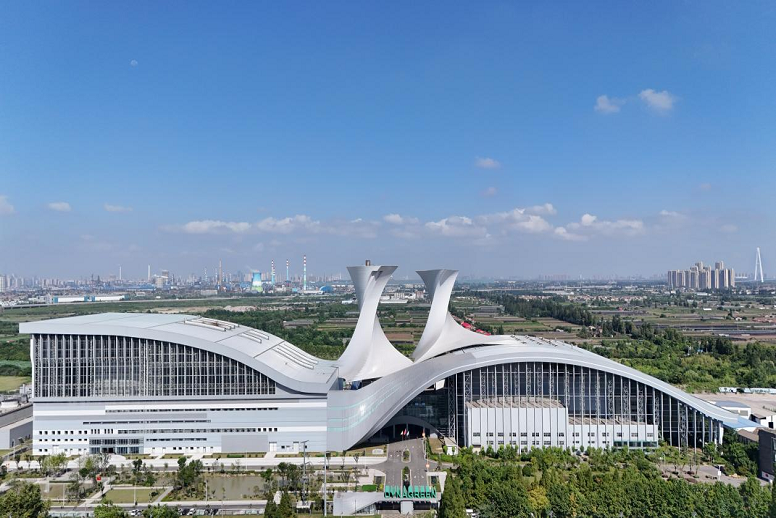 人生就是博武汉公司两青工被聘为“湖北青年情形 友好使者”