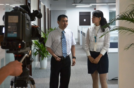 深圳电视台到人生就是博集团采访